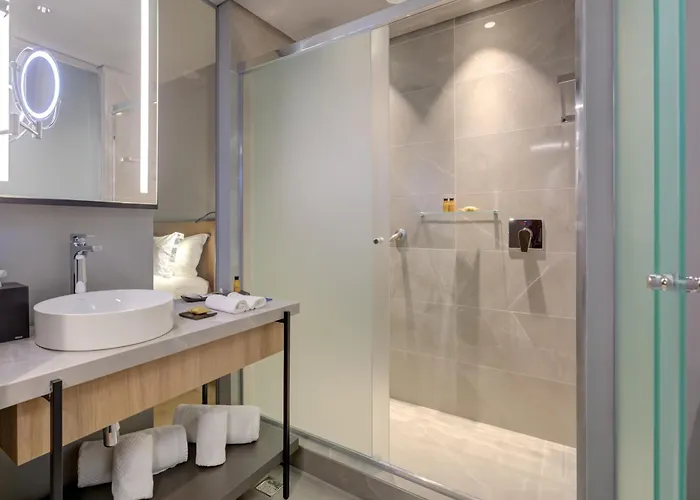 Doubletree By Hilton 5*