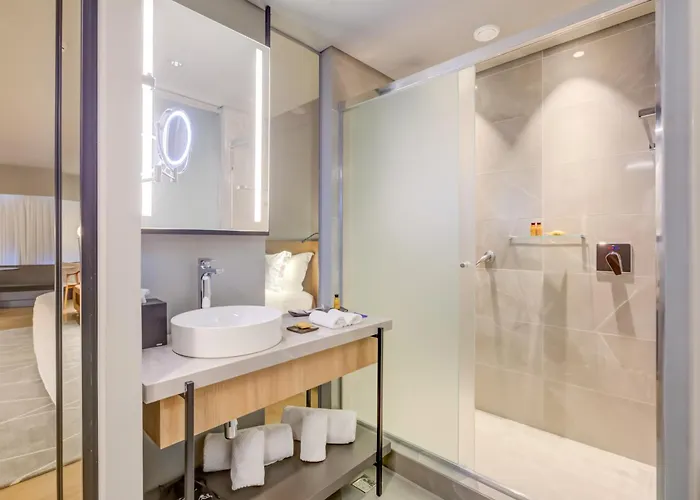 Doubletree By Hilton Hotel